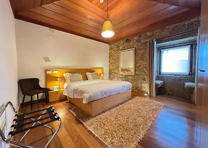 Hotel Rural Alves - Braga - Casa Alves De Torneiros